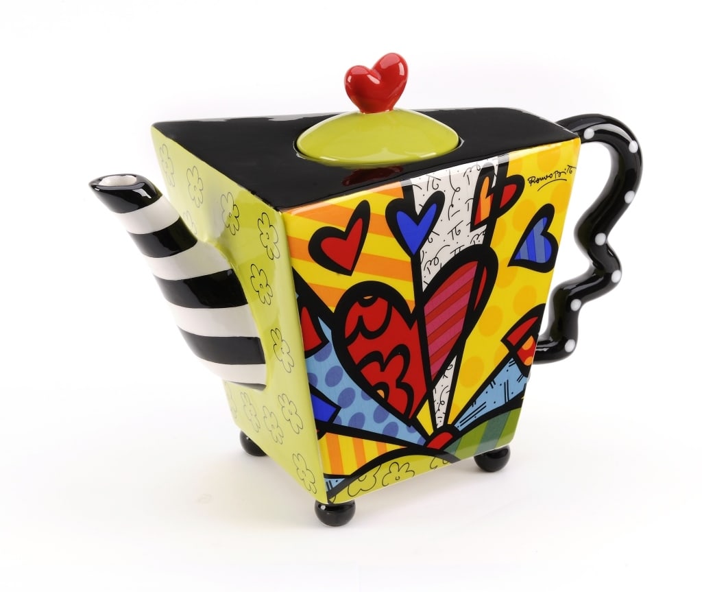 Romero Britto (Brazil, b.1963) Teapot: Romero Britto (Brazil, b.1963) Teapot. Brand new in original packaging with tags attached. Measures (with lid) 7" H x 10 1/4" from spout to handle. 104151 2A