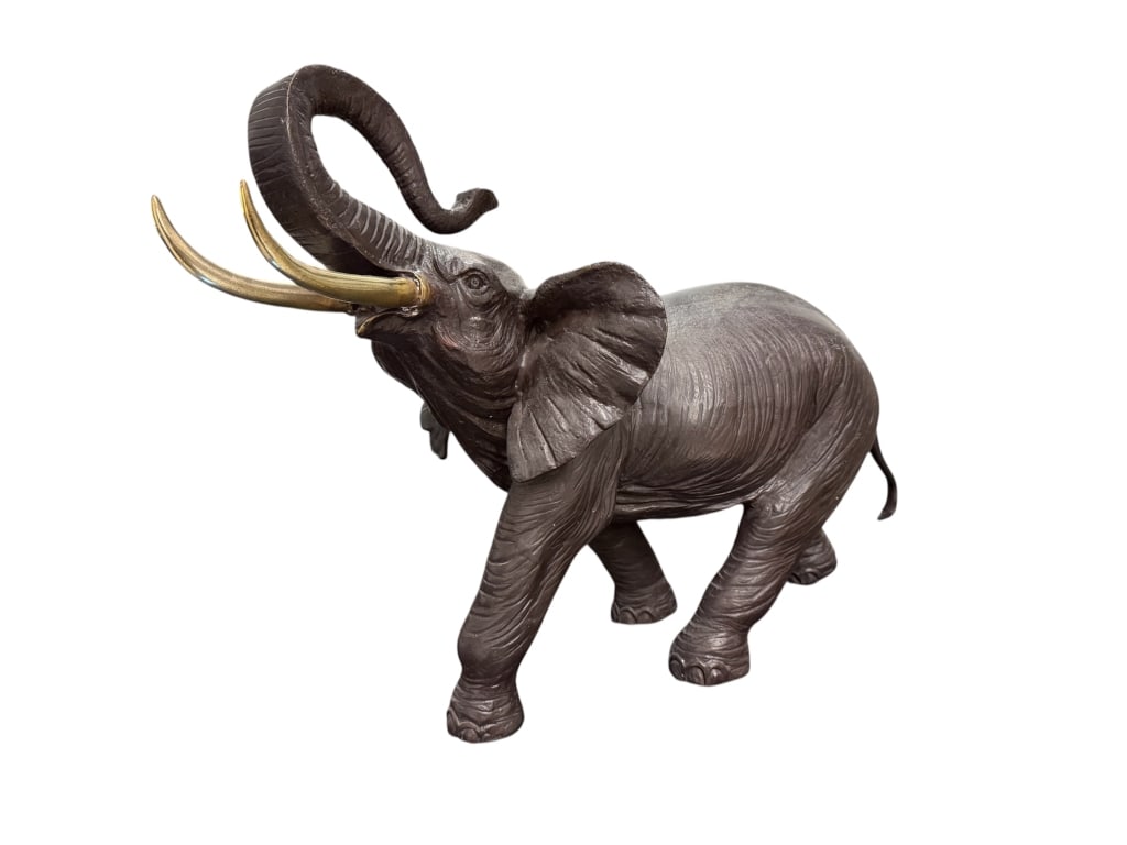 Vintage Metal Elephant Statue: Antique Vintage painted metal elephant statue. No make or marks. Has some signs of age, wear and minor discoloration, otherwise in good presentable condition. Measures approx 16 1/2" tall x 22"