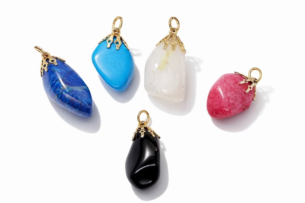 (5) Five Assorted Hardstones Pendants: (5) Five Assorted Hardstones Pendants 1 1/4" H Gold Tone 34.00 Grams