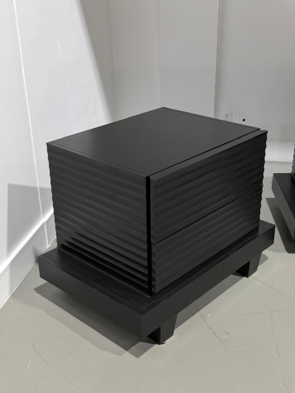 2 solid nightstands possibly restoration hardware - 6