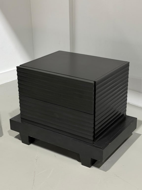 2 solid nightstands possibly restoration hardware - 7