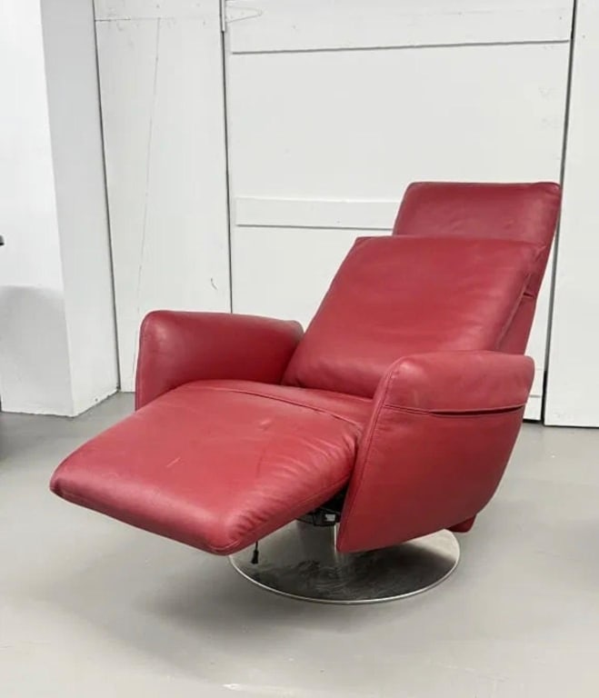 Italian Red Leather Electrical Lounge Chair (1 of 8)