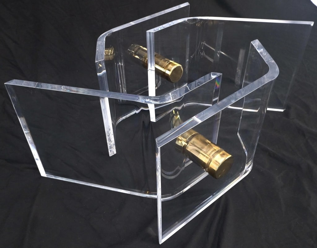 Thick Bent Polished Lucite Coffe Table - 5