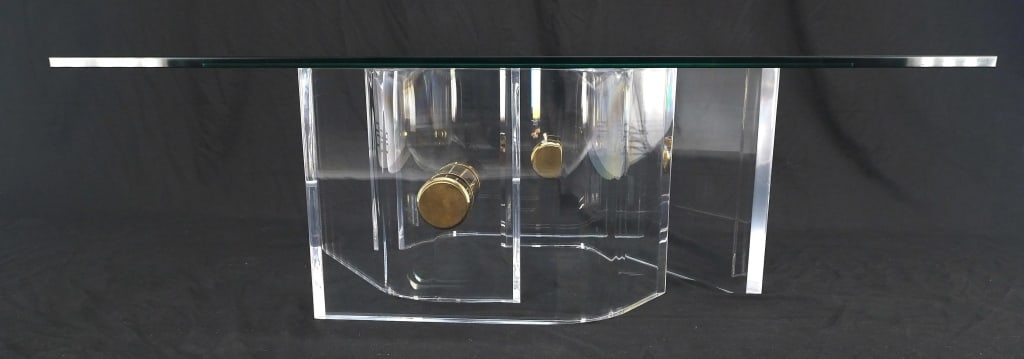 Thick Bent Polished Lucite Coffe Table - 9