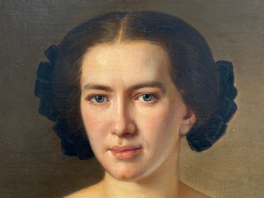 A large European portrait, unsigned. - 5