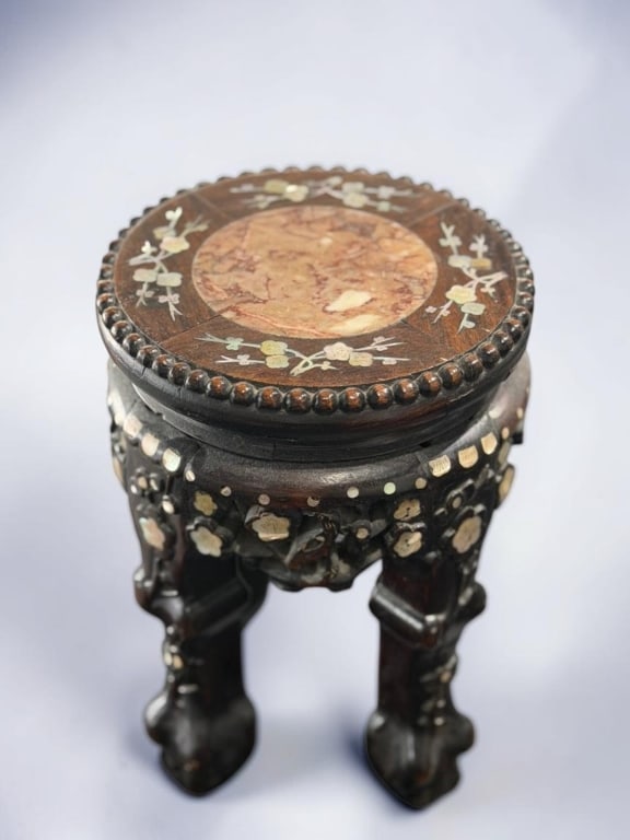 Chinese Hardwood Jardinère Stand with Marble Top: Chinese Hardwood Jardinère Stand with Marble Top Chinese hardwood pedestal or jardinère stand featuring a circular inset marble top surrounded by delicate mother-of-pearl floral inlay. The a