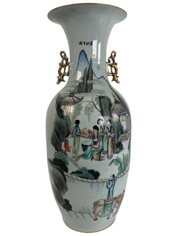 Vintage Chinese Hand Painted Porcelain Vase (1 of 3)