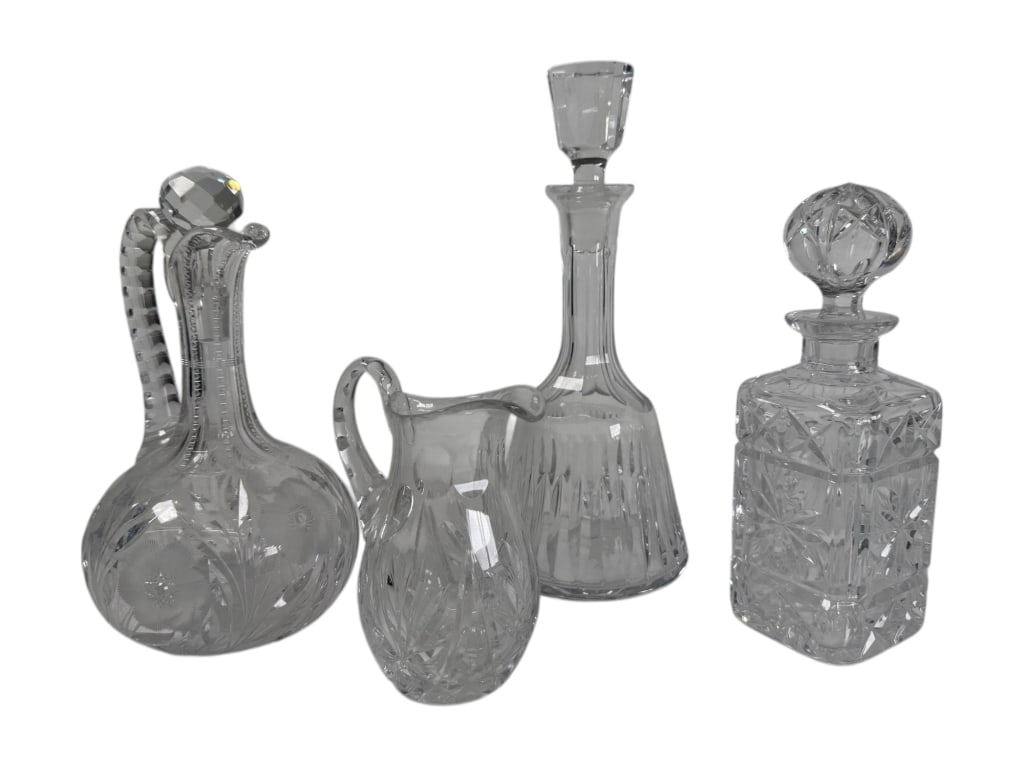 Lot of Decorative Glassware Items (1 of 5)