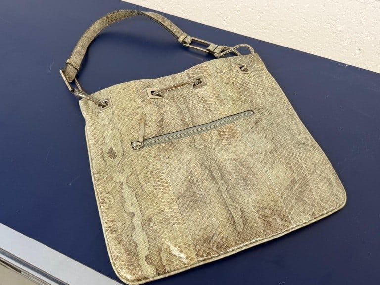 Vintage Gucci by Tom Ford Python Bucket Bag (1 of 6)