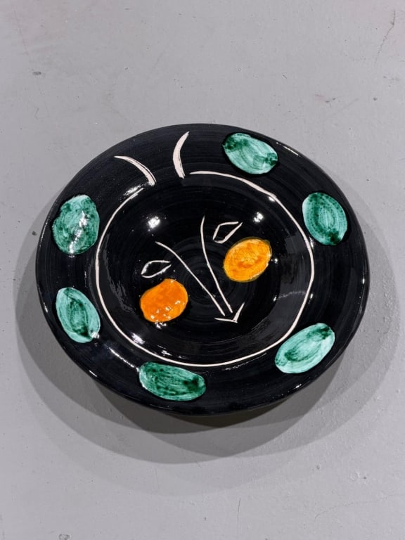 Pablo Picasso Madoura Painted Ceramic Plate: Pablo Picasso Madoura Ceramic Plate. Stamped and signed on bottom. In overall good condition. Measures approx 10" diameter