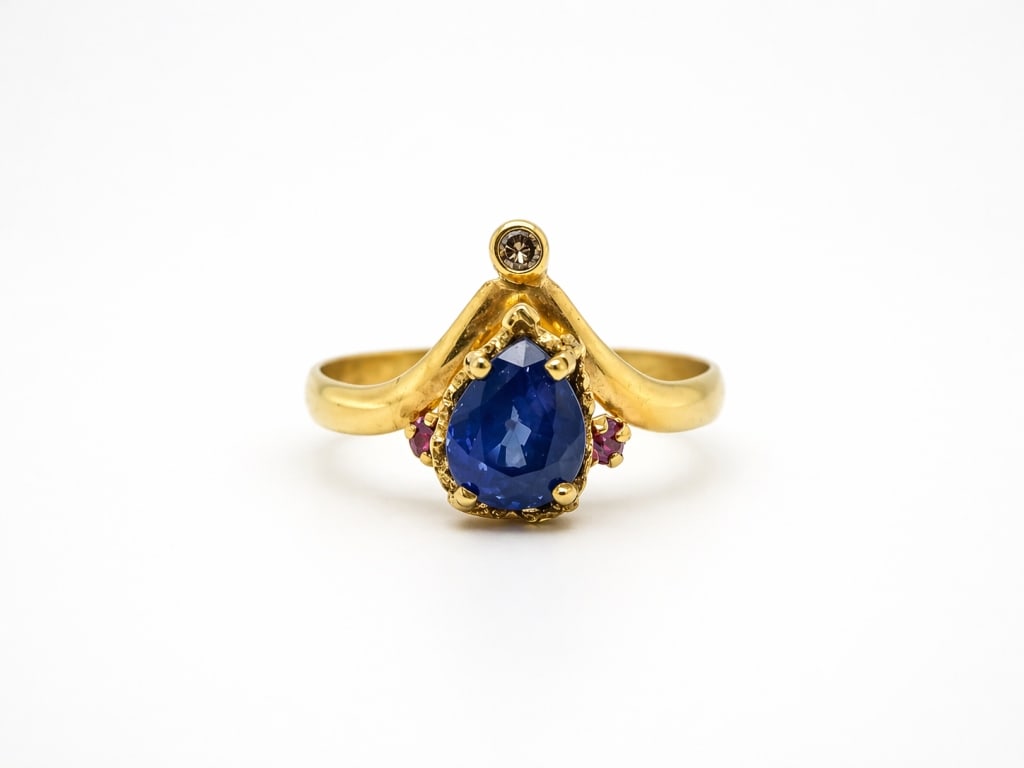 Russian gold 1.7 ct. Sapphire Diamond Ring (1 of 11)