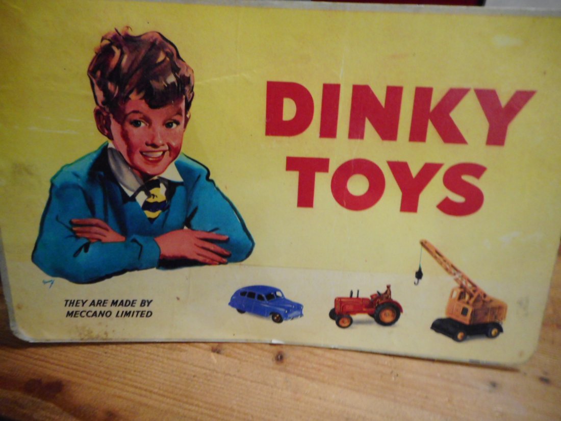 Vintage carton Dinky Toys commercial sign/board: Vintage carton Dinky Toys commercial sign/board Ca 30x25 cm
