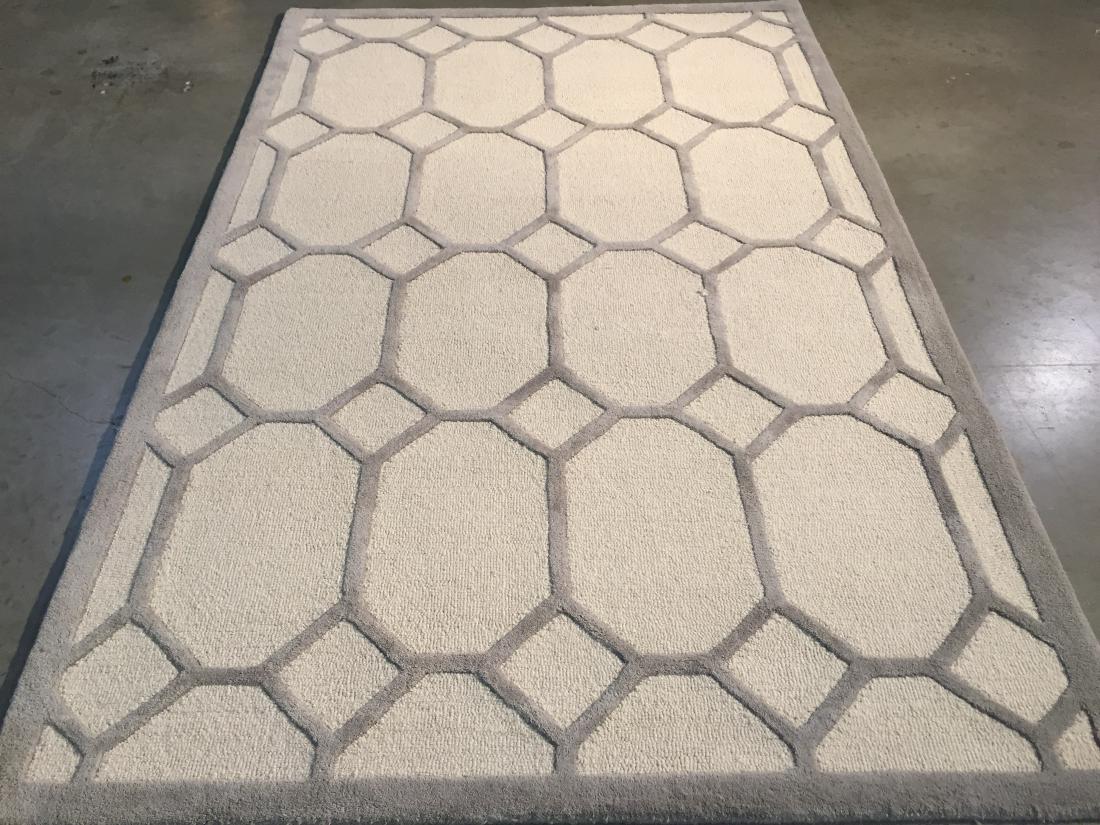 MODERN HAND MADE , CARVED WOOL  RUG 5x8 (1 of 7)