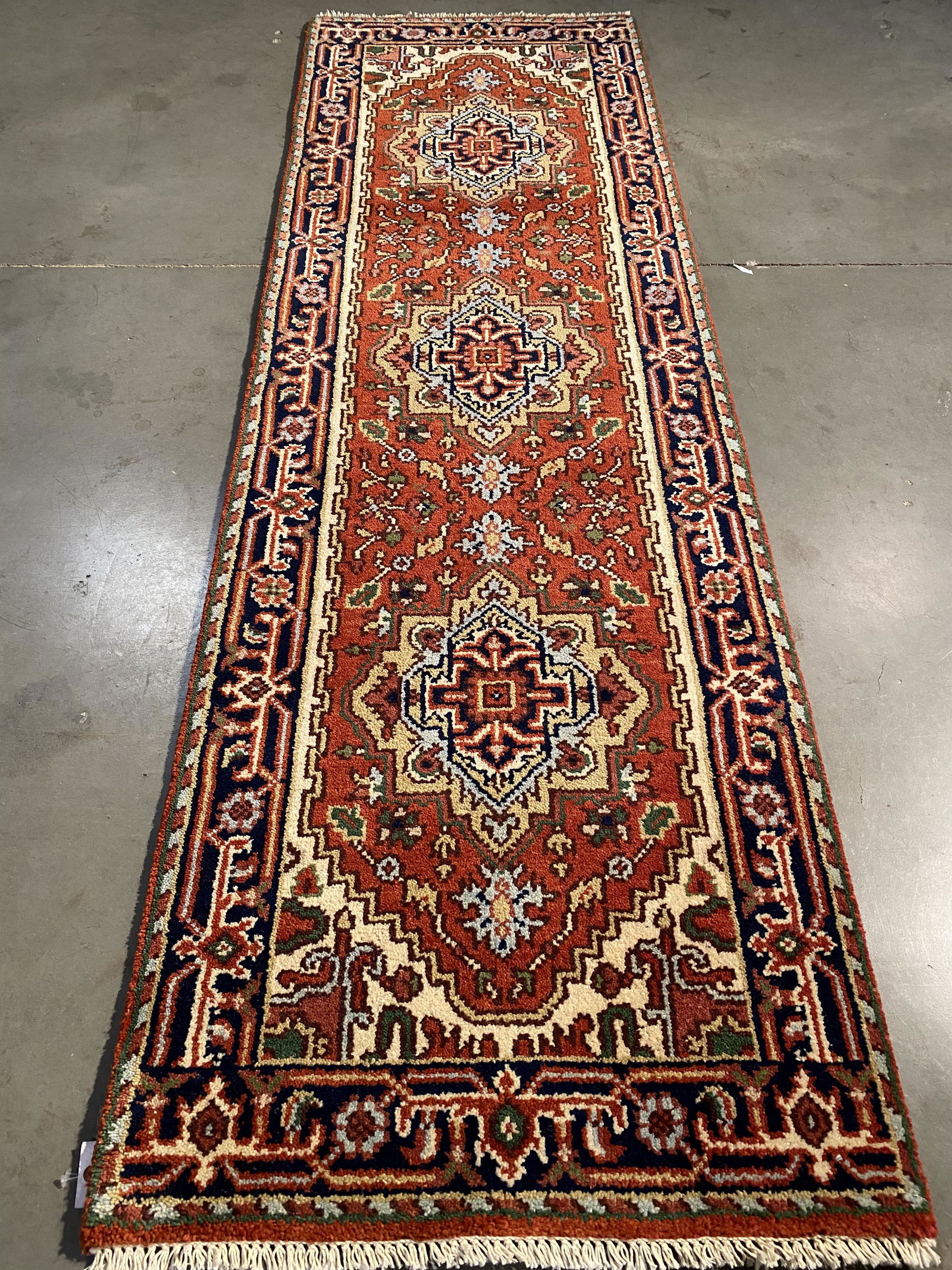 MAGNIFICENT HAND-KNOTTED SERAPI WOOL RUNNER 2.7x7.8: 2'.7"X7'.8" Traditional-medallion "Serapi" design runner made of 100% natural wool and veggie dye rust, Ivory and multi colors hand-knotted in India