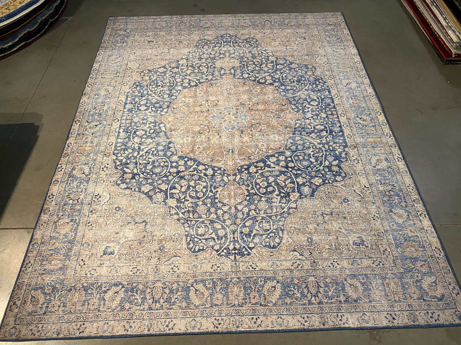 STUNNING ENGINEERED VINTAGE PERSIAN RUG 8x10 (1 of 4)
