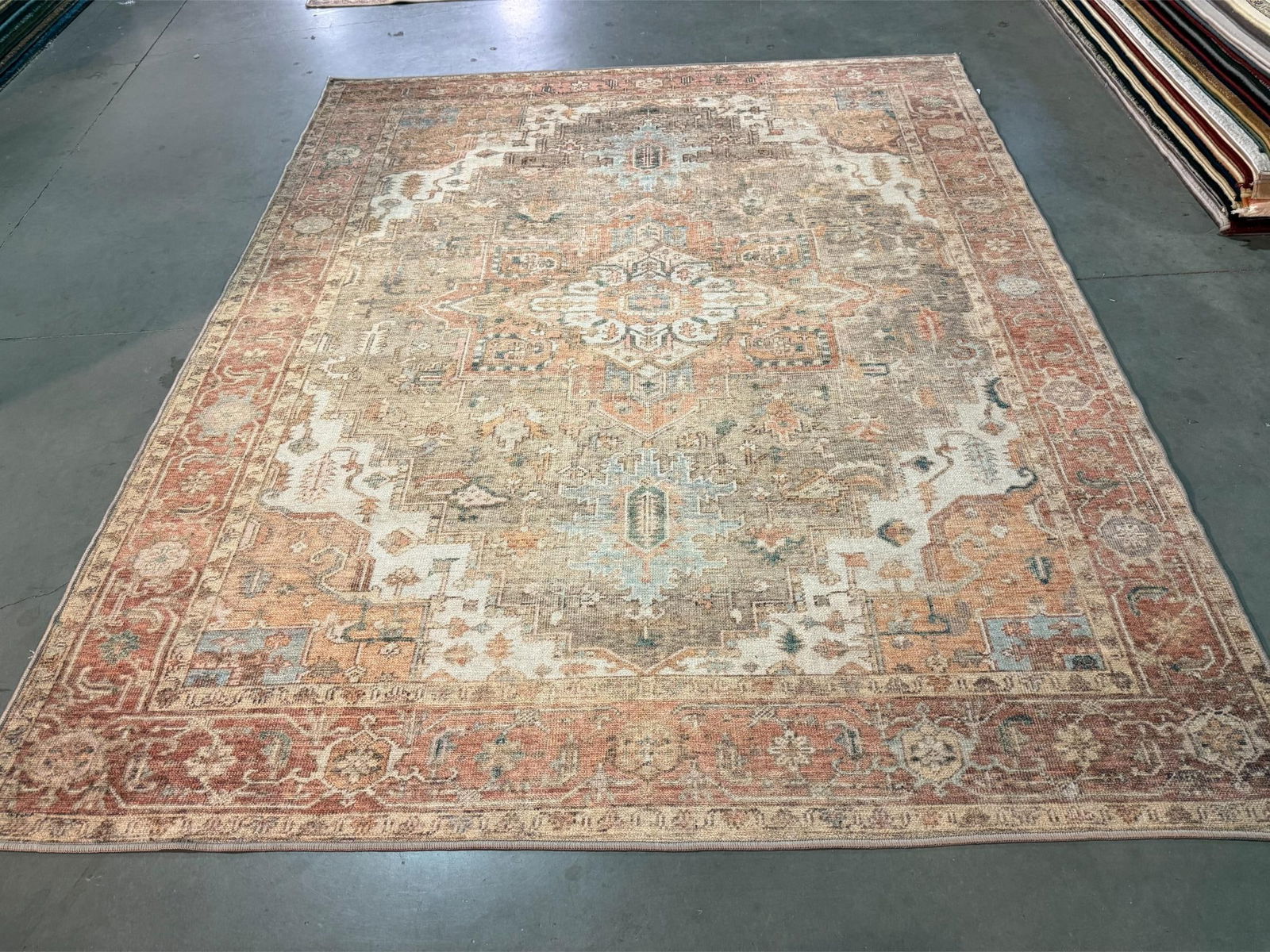 STUNNING VINTAGE DESIGN RUG 8x10 (1 of 7)