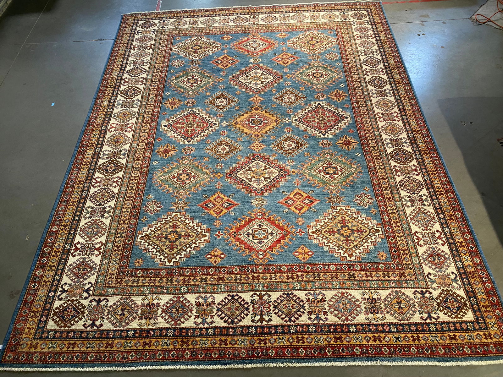 EXQUISITE FINE SUPER KAZAK RUG 8' x10'.5" (1 of 8)
