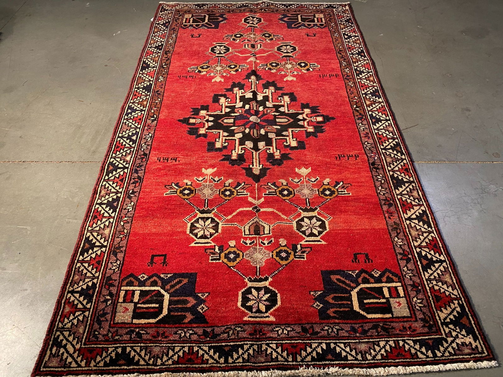 UNIQUE PERSIAN HAMEDAN RUG 3.8x6.6 (1 of 11)