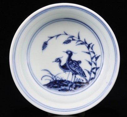 AN IMPORTANT & RARE BLUE & WHITE PORCELAIN BOWL, SIGNED (1 of 5)