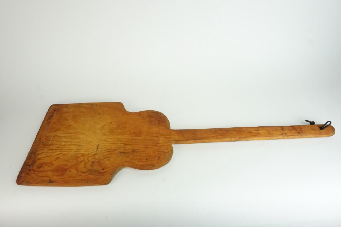 PRIMITIVE WOODEN DOUGH PEEL/PADDLE (1 of 5)