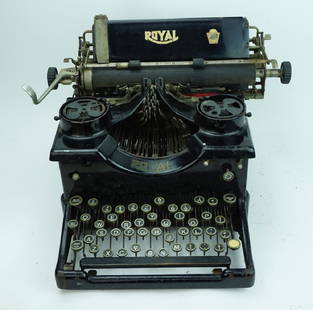 ANTIQUE ROYAL TYPEWRITER: ANTIQUE ROYAL TYPEWRITER - Circa 1900's; has Fort Pitt typewriter Co button ; Condition - keys stick, missing glass on side, rust and missing paint ; Measures: 10"H x 11"W x 14.5"D ; Estimate: