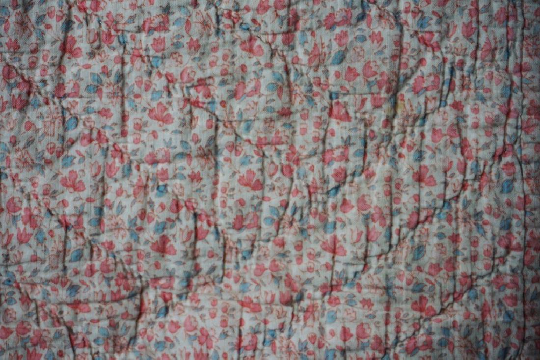 VINTAGE HAND STITCHED PASTEL QUILT (1 of 7)