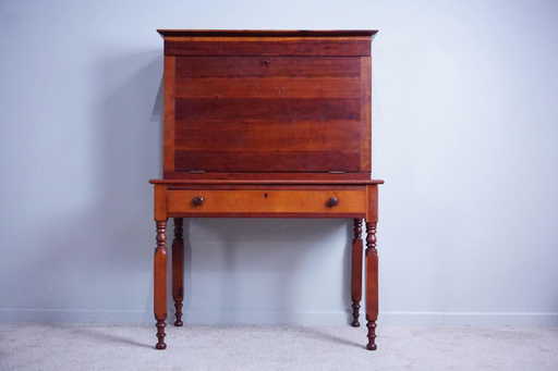 ANTIQUE PINE PLANTATION DESK - ANTIQUE PINE PLANTATION DESK