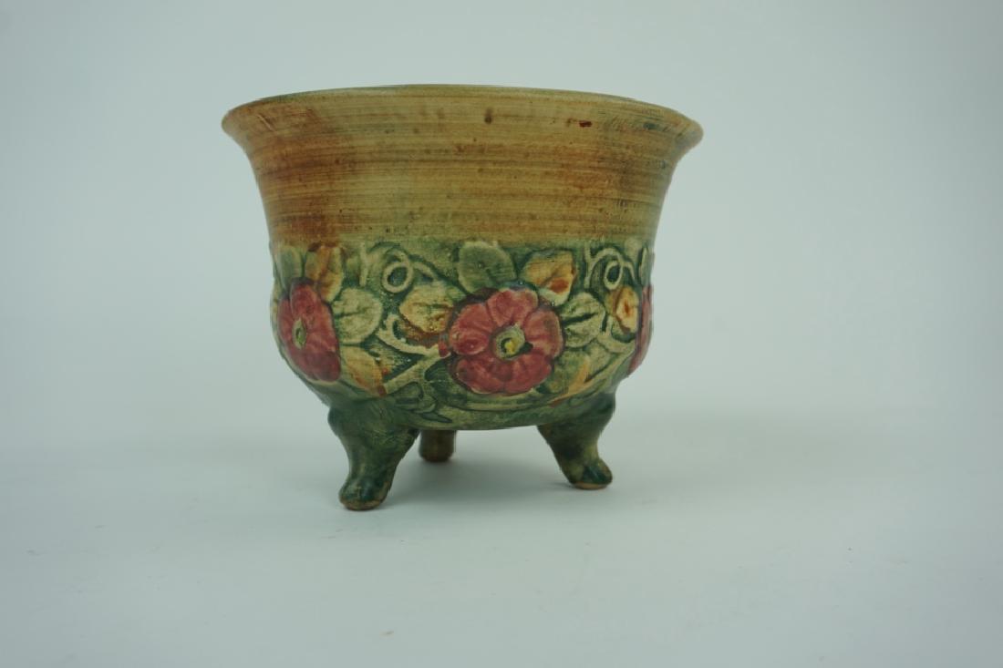 ANTIQUE WELLER FOOTED BOWL (1 of 4)