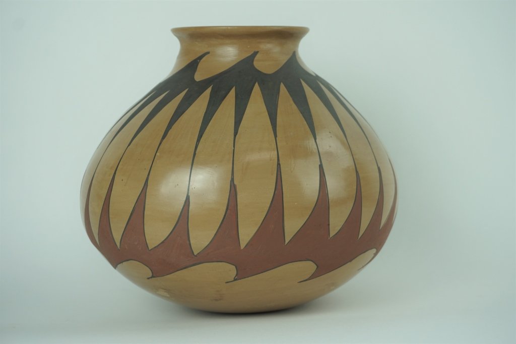 NICOLAS SILVEIRA CASAS GRANDES POLYCHROME JUG (1 of 3)