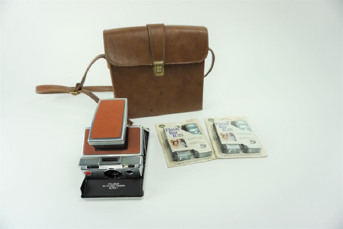 POLAROID SX-70 ALPHA 1 CAMERA WITH ACCESSORIES (1 of 4)