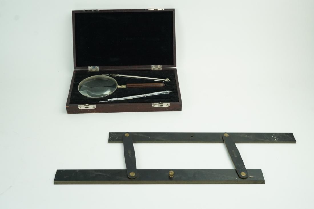 US NAVY DESK ITEMS (1 of 5)