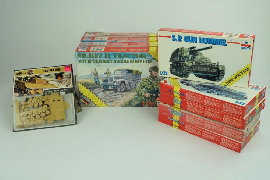 (13) ASSORTED VINTAGE WORLD WAR II VEHICLE MODELS (1 of 4)