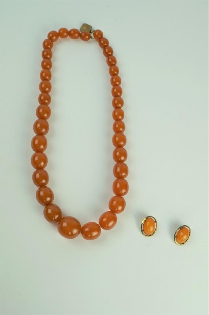 BUTTERSCOTCH AMBER NECKLACE & EARRINGS (1 of 6)