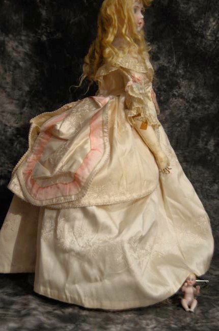ANTIQUE FRENCH FASHION DOLL DRESS FOR PORTRAIT JUMEAU (1 of 10)