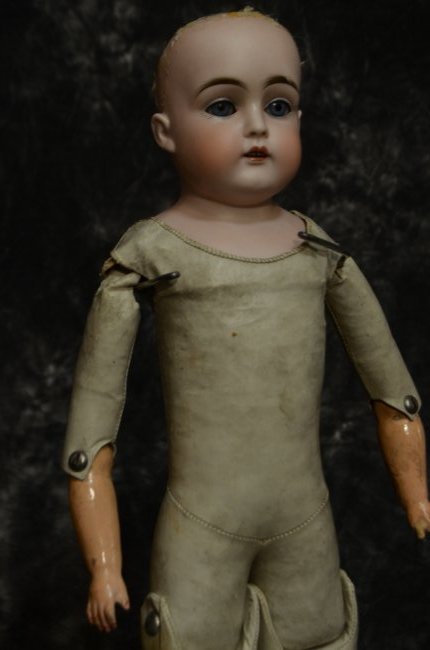 ANTIQUE KESTNER SHOULDER HEAD w ORIGINAL BODY (1 of 7)