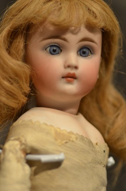 Ca 1890s 15" CLOSED MOUTH BELTON BISQUE DOLL FLAWLESS (1 of 7)