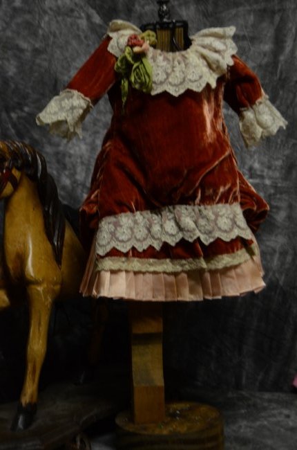 ANTIQUE VINTAGE BISQUE GERMAN FRENCH DOLL CLOTHING 1/20 (1 of 7)