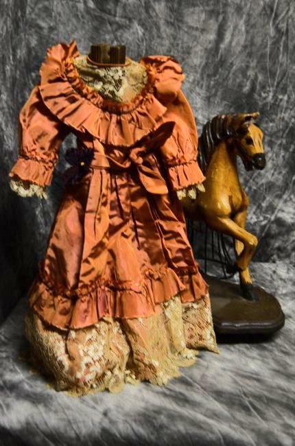 ANTIQUE VINTAGE BISQUE GERMAN DOLL CLOTHING 18/20 (1 of 7)
