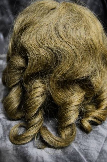 STUNNING ANTIQUE HUMAN HAIR FOR JUMEAU BEBE 2/10: BEAUTIFUL ANTIQUE LIGHT BRUNETTE HUMAN HAIR DOLL WIG VERY FULL WIG WITH RINGLET CURLS TAGGED SIZE 11 GREAT CONDITION