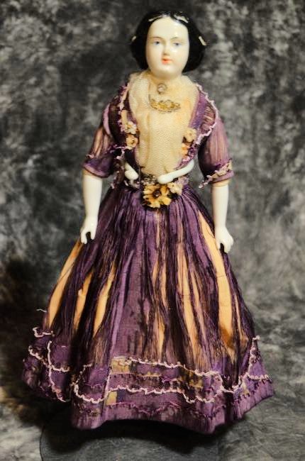 EXTREMELY SCARCE ANTIQUE 1840'S JENNY LIND DOLL: EXQUISITE " ONE OF A KIND " JENNY LIND CHINA HEAD DOLL THIS LITTLE LADY DATES TO THE "1840'S" AND IS VERY HARD TO FIND ORIGINAL CHINA HEAD HAS JET BLACK HAIR PULLED TO THE BACK IN A LOOSE BUN ROSY LIP