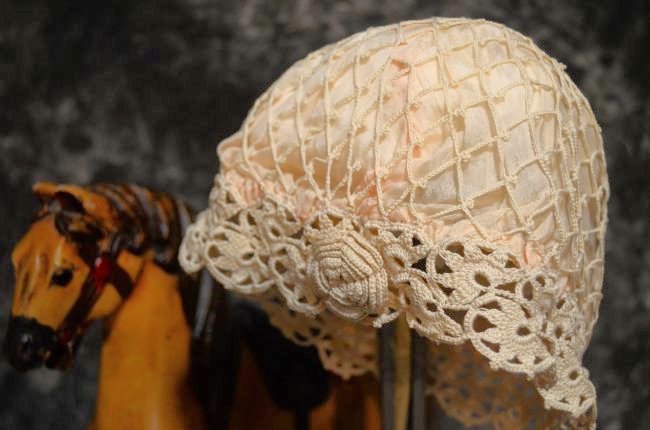 ANTIQUE VINTAGE DOLL CLOTHING 15/21 (1 of 3)