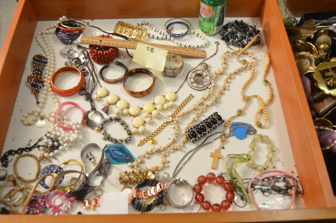 VINTAGE/MODERN ASSORTMENT OF BRACELETS ETC (1 of 1)