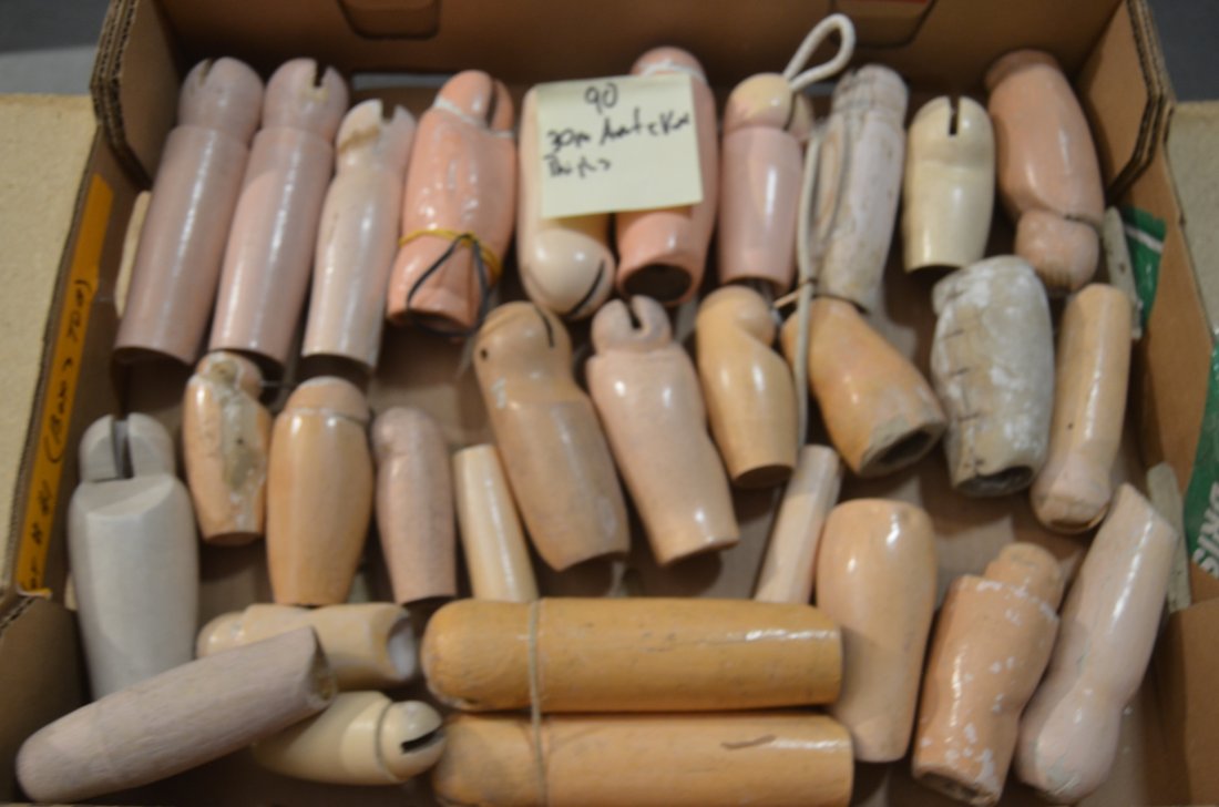 ANTIQUE/VINTAGE COMPO UPPER THIGH DOLL PARTS ~30pc~: FEATURING PRIMARILY ANTIQUE COMPOSITION UPPER THIGHS BUT THERE IS A SOME VINTAGE, SOME ARE EARLY ANTIQUE WOODEN, NORMAL AGED IMPERFECTIONS, GREAT LOT. 30pcs IN ALL, ENJOY!!