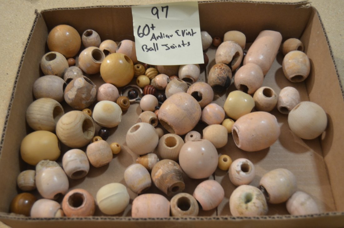 60+ LOT OF ANTIQUE/VINTAGE DOLL BALL JOINTS (1 of 1)
