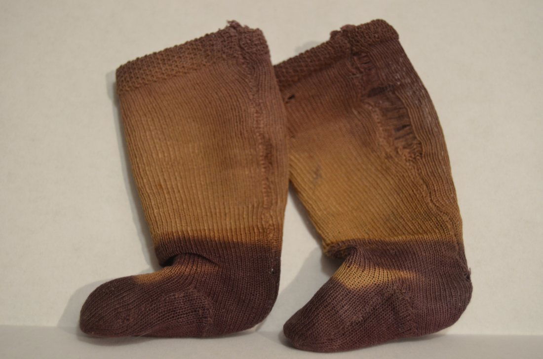 ADORABLE ANTIQUE SOCKS FOR JUMEAU BEBE (1 of 2)