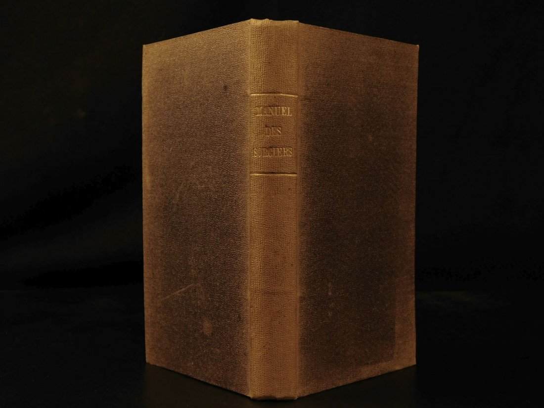 1825 Manuel of Sorcery MAGIC Tricks Optics Math Occult (1 of 10)