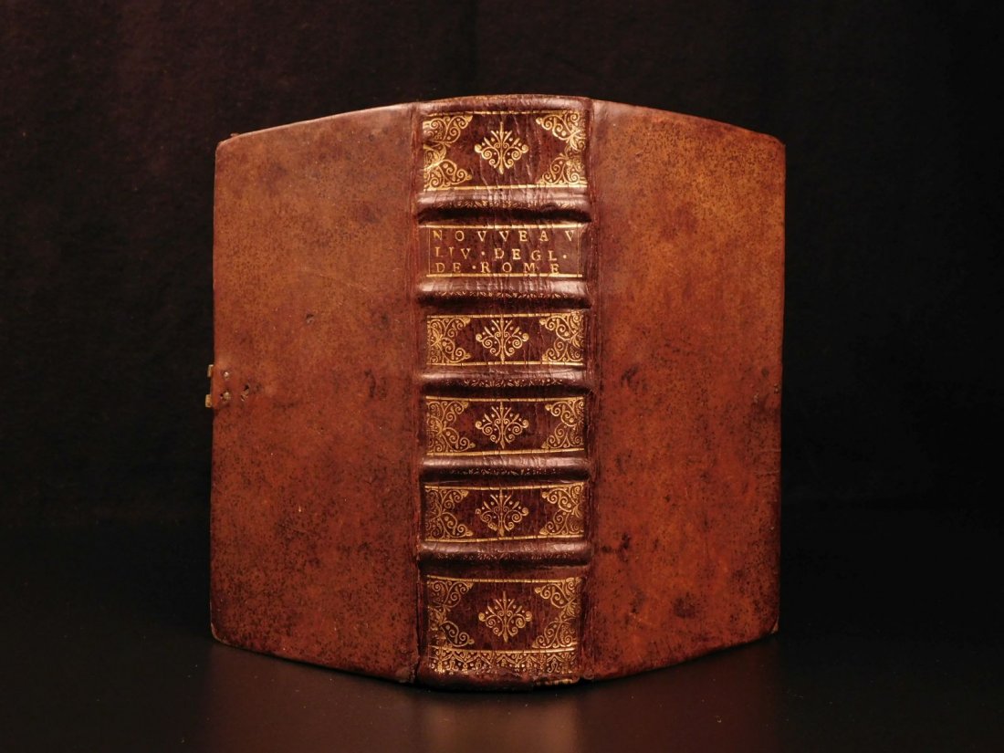1688 EXQUISITE Catholic Church Liturgy LATIN Hymns: 1688 EXQUISITE Catholic Church Liturgy LATIN Hymns & Prayers Illustrated Rome ‘Nouveau Livre d’Eglise a l’usage de Rome’ is a Roman Catholic book of liturgies, published in Paris in the late 1