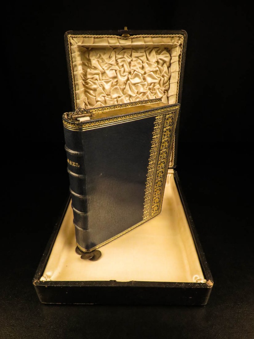 1889 BEAUTIFUL Roman Catholic Missal Color Illustrated (1 of 10)