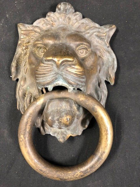 Lion's head heavy brass door knocker (1 of 2)