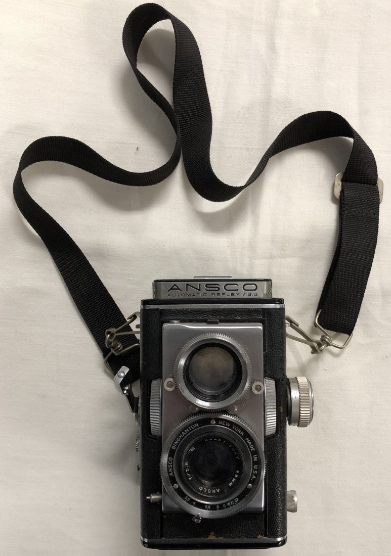 ANSCO Automatic Reflex 3.5 Box  Camera (1 of 5)